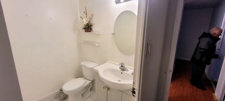 For Lease - 180 Markham Road Unit# 411, Toronto, Ontario - Photo 2