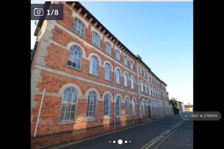 1 bedroom flat to rent - Photo 2