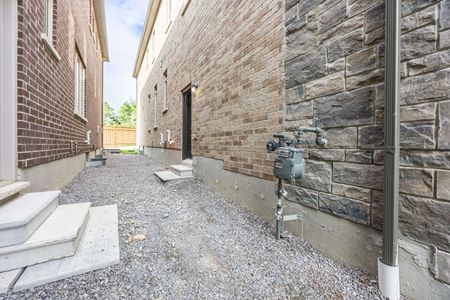 For Lease - 400 Finch Avenue Unit# 17, Pickering, Ontario - Photo 4