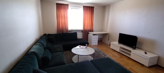 Ålgrytevägen, Skärholmen - Foto 1