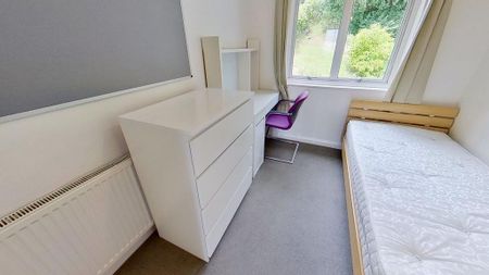 5 bedroom terraced house to rent - Photo 4