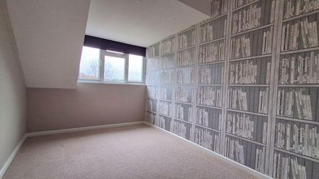 3 bedroom semi-detached house to rent - Photo 3