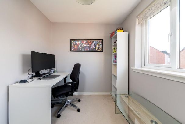 5 bedroom detached house to rent - Photo 1