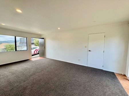16A Virginia Street, Henderson, Auckland - Photo 2
