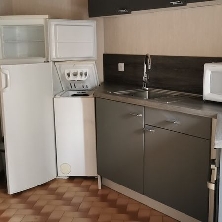 Location Appartement 2 pièces 28m² ST ANTHEME 63660 - Photo 3