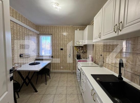 Apartament de inchiriat, 3 camere, 60 mp, Calea Bucuresti - Photo 1