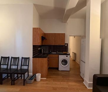 Oak Crescent, London - Photo 2