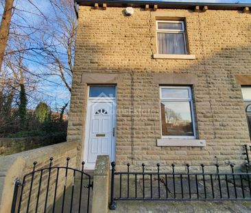 2 bedroom terraced house to rent - Photo 4