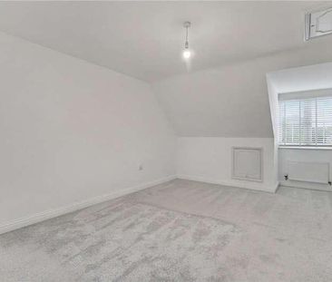 Wellesley Close, Poringland, Norwich, Norfolk, NR14 - Photo 4