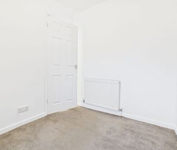 2 Bedroom - Photo 5