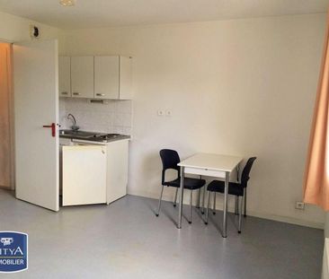 Location Appartement 1 pièce 23m² AUBIERE 63170 - Photo 2