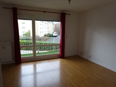 Location Appartement 1 pièce 33m² - Photo 2
