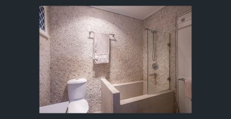 Character Filled Terrace in Sought After Location - Photo 4