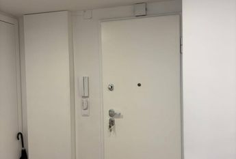 Quartos Grandes em T4 renovado Odivelas Entrada 1Junho