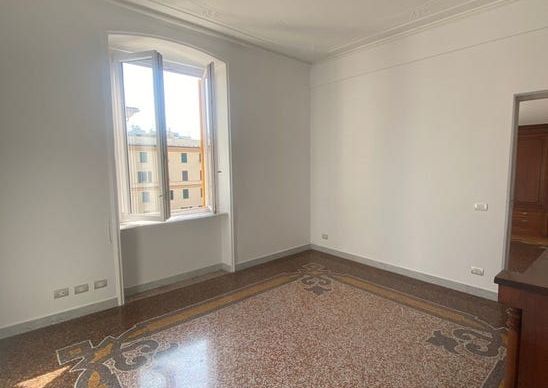 Via Gaetano Colombo, Genova, Liguria 16122