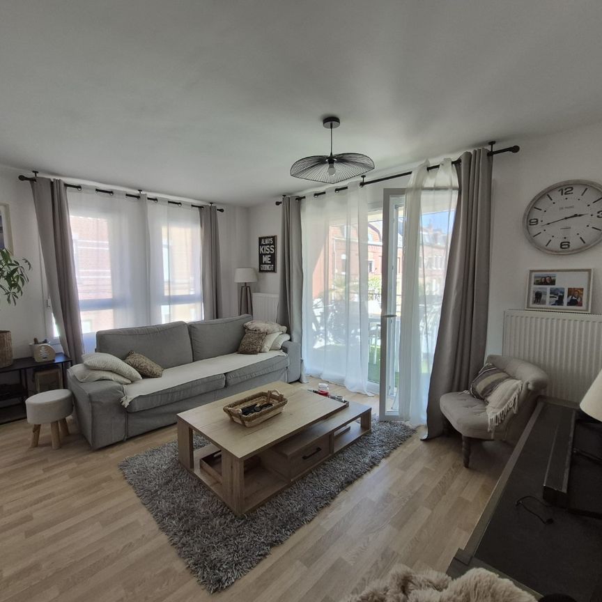 Location Appartement 3 pièces 67m² ARMENTIERES 59280 - Photo 1