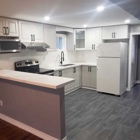 For Lease - 81 Millhouse Crescent Unit# Lower, Toronto, Ontario - Photo 3