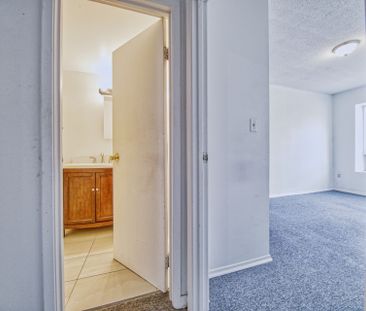 For Lease - 223 Jameson Avenue Unit# 203, Toronto, Ontario - Photo 5