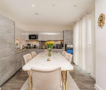 Peregrine Point, Enfield, EN3 - Photo 6