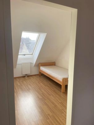 Modernes Wohn- und Geschäftshaus - Photo 1