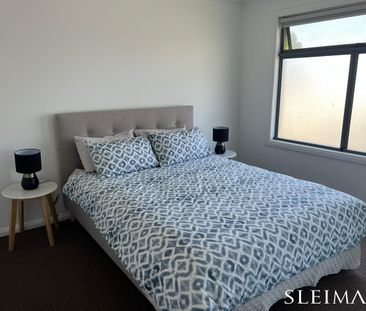 Newly Furnished Modern Townhouse - Photo 4