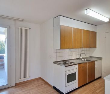 Grosszügige Wohnung mit Charme und Balkon - Photo 2