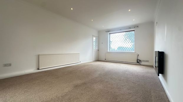 Nabs Head Lane, Samlesbury - Photo 1
