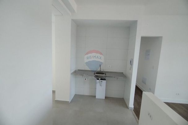 Novíssimo apartamento de tres dormitórios, com uma suíte e uma semi-suíte no Edificio Serenety Residence em Jacareí SP - Photo 1