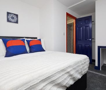 5 bedroom terraced house to rent - Photo 1