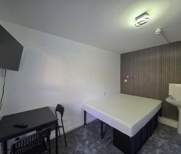 Property to rent - Photo 6