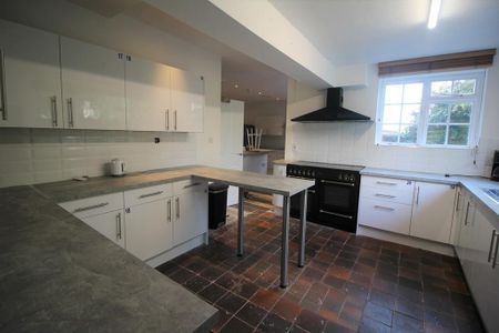 1 bedroom detached house to rent - Photo 4