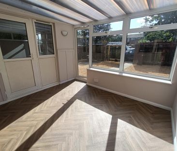 3 bedroom end of terrace house to rent - Photo 5