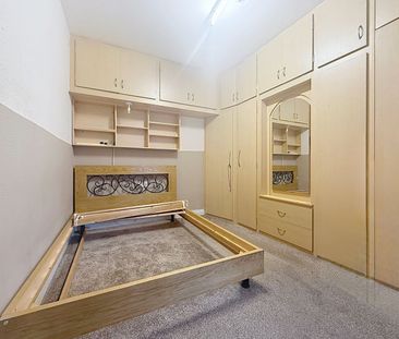 2 Bedroom - Photo 3