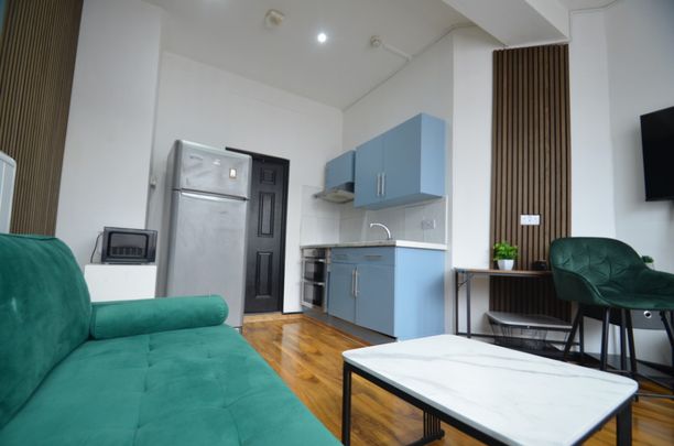 1 bedroom Ground floor flat to rent - Photo 1