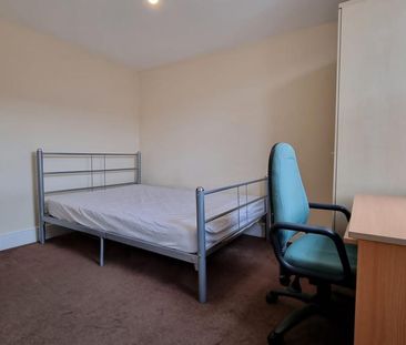 6 bedroom terraced house to rent - Photo 6