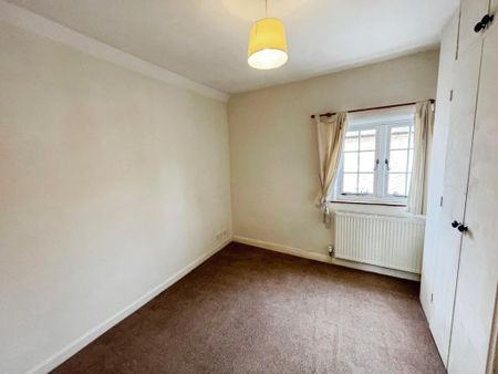 2 bedroom semi-detached house to rent - Photo 3