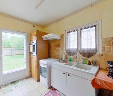 Location Maison 2 pièces 49m² CHATELLERAULT 86100 - Photo 3