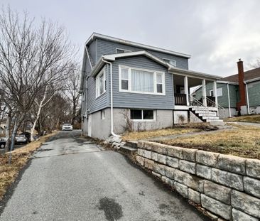 CHARMING 2 BR LOWER LEVEL UNIT | 108 HERRING COVE ROAD | $1650 AVAI... - Photo 3