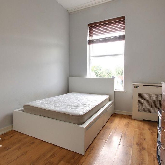 3 bedroom apartment to rent - Photo 1