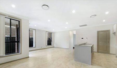 11 Andrew Street, Grantham Farm NSW 2765 - House For Rent | Domain - Photo 4