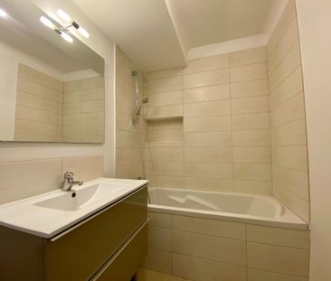 Location Appartement 3 pièces 75m² AVIGNON 84000 - Photo 6