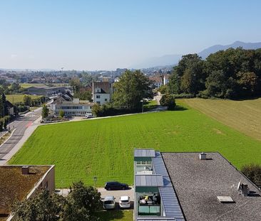 "Sanierte Familienwohnung mit toller Aussicht" - Photo 1