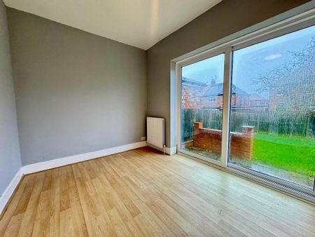 3 bedroom semi-detached house to rent - Photo 2