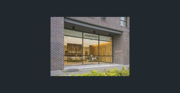 Darling Harbour Radiance Apartment | 2 Bedroom, 2 Bathroom | Furnished | Modern City Living - Photo 1