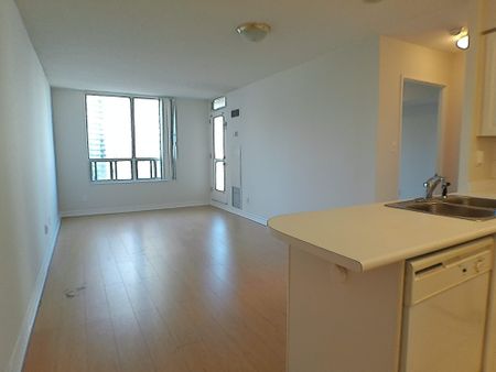 For Lease - 28 Empress Avenue Unit# 2117, Toronto, Ontario - Photo 4