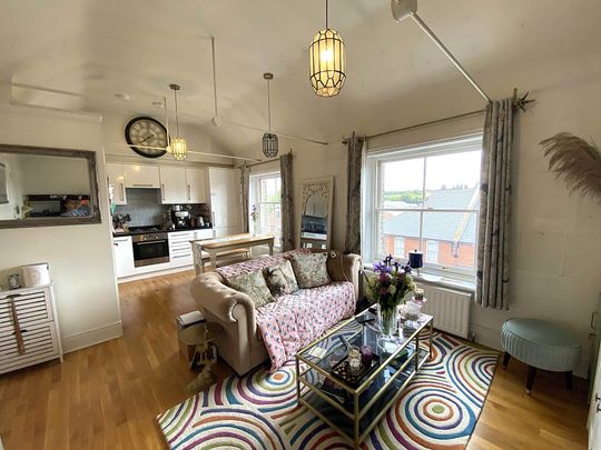 Saddlery House, Canterbury - Photo 1