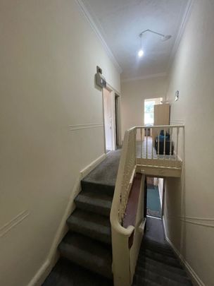 Room in a Shared House, Hanover Square, LS3 - Photo 1