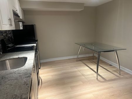 For Lease - 216 Maple Sugar Lane, Vaughan, Ontario - Photo 2