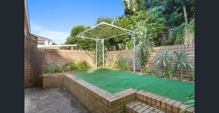 Smart Move! - Photo 2