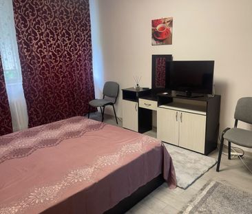 Garsonieră decomandată, 28 mp, zonă excelentă - Photo 4